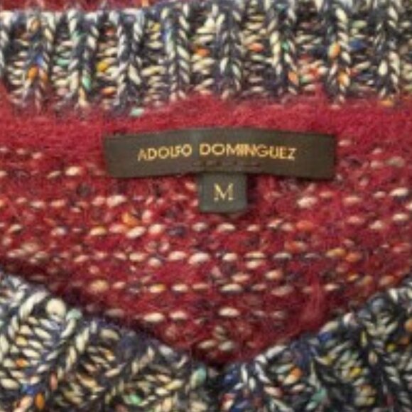 Burgundy and navy sweater from Spain - Picture 3 of 4